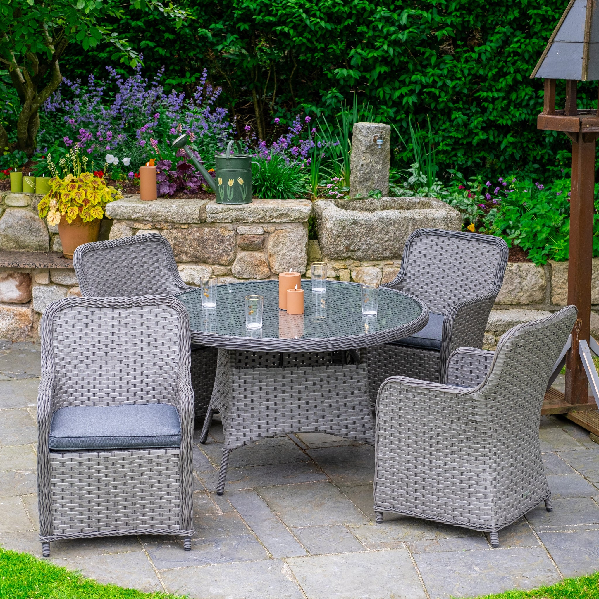 Bespoke garden tables online